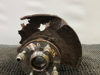 ступица передняя правая Chery Fora 1 поколение 2009, 2.0 л., SQR484F, бензин, 5МКПП, черный, передний привод