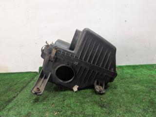корпус воздушного фильтра Kia Sorento 1 поколение 2006, 2.5 л., D4CB, дизель, МКПП, серебристый, внедорожник 5 дв., полный подключаемый привод, 28110-3E200
