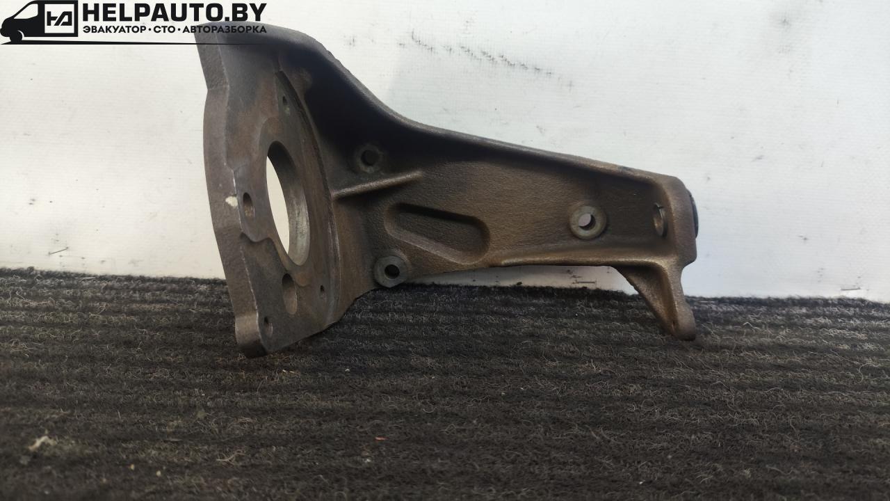 кронштейн ТНВД Volkswagen Transporter T4 2003, 1.9 л., дизель, МКПП, передний привод, 068130147Q - фото №1