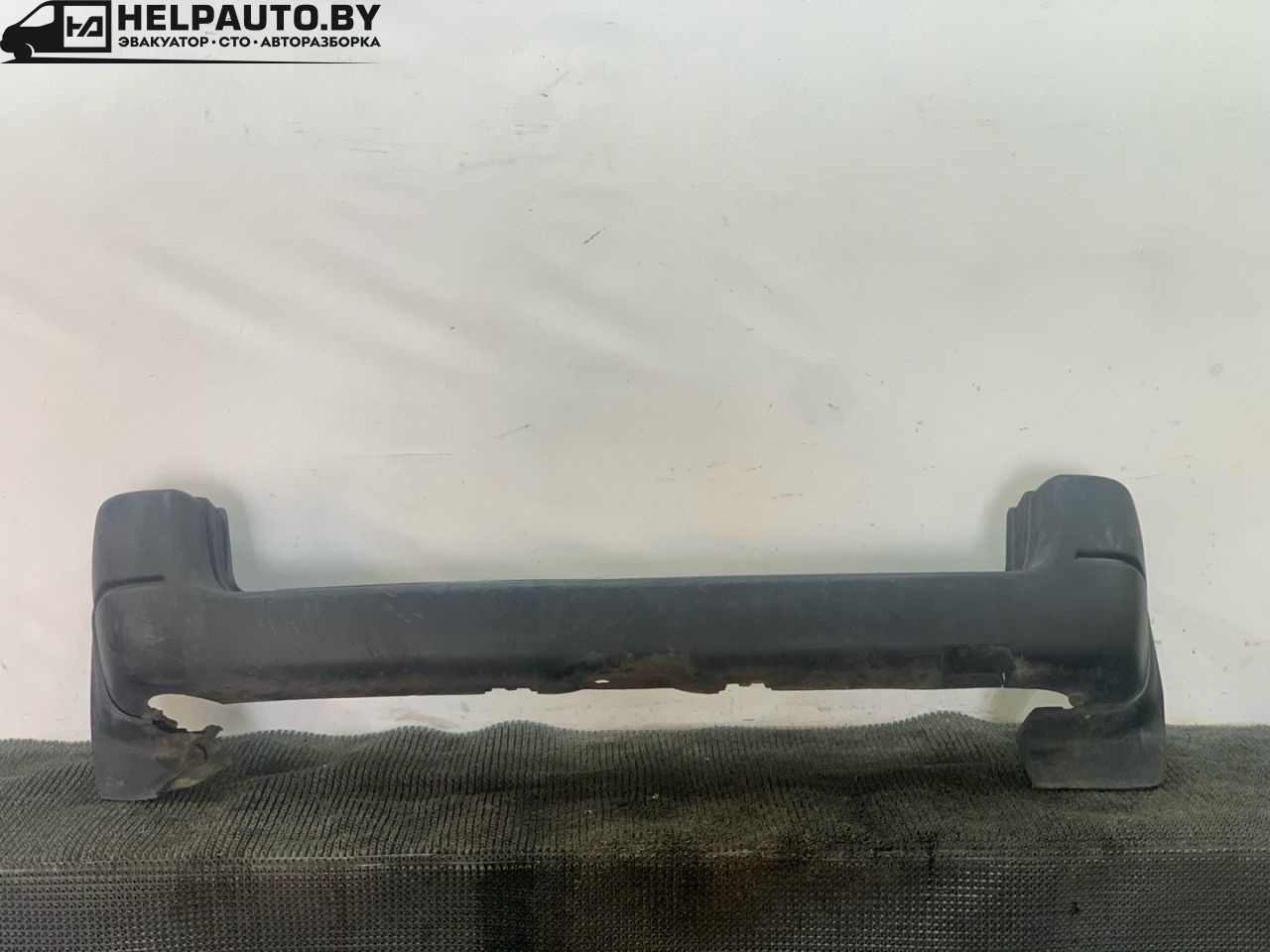 бампер задний Citroen Berlingo 1 поколение (M49) 1998, 1.9 л., DHX (XUD9TF/BTF), дизель, МКПП, белый, фургон, передний привод - фото №1