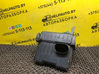 корпус воздушного фильтра Daihatsu Applause 1 поколение [рестайлинг] 1996, 1.6 л., бензин, МКПП, серебро перламутр, седан, передний привод