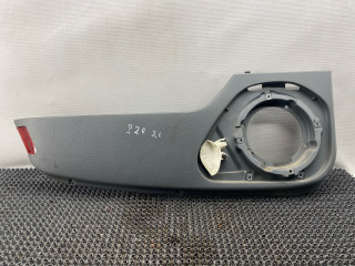 обшивка двери задняя левая Renault Safrane 1 поколение [рестайлинг] 1997, 2.0 л., бензин, АКПП, красный, седан, передний привод, LIKVIDACIYA, SKLADA