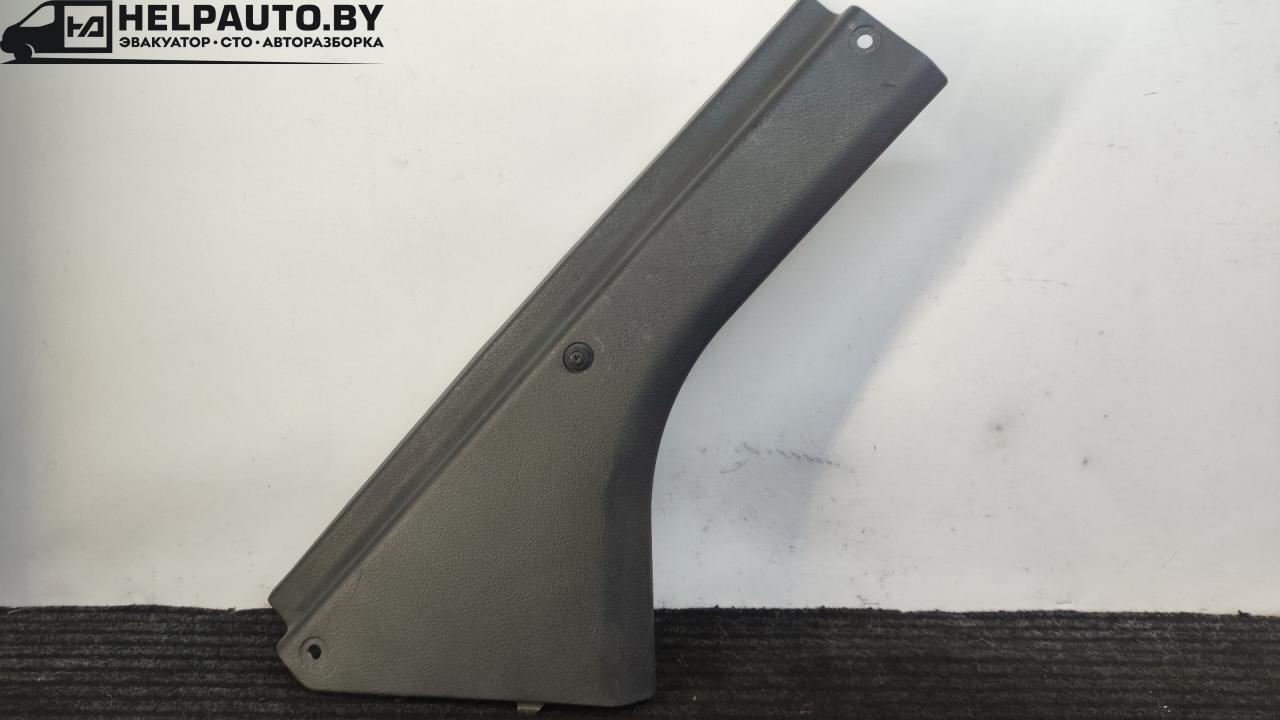 пластик Suzuki Baleno 1 поколение 1998, 1.3 л., i, G13BB, бензин, МКПП, серебристый, седан, передний привод, 76281-60G - фото №1