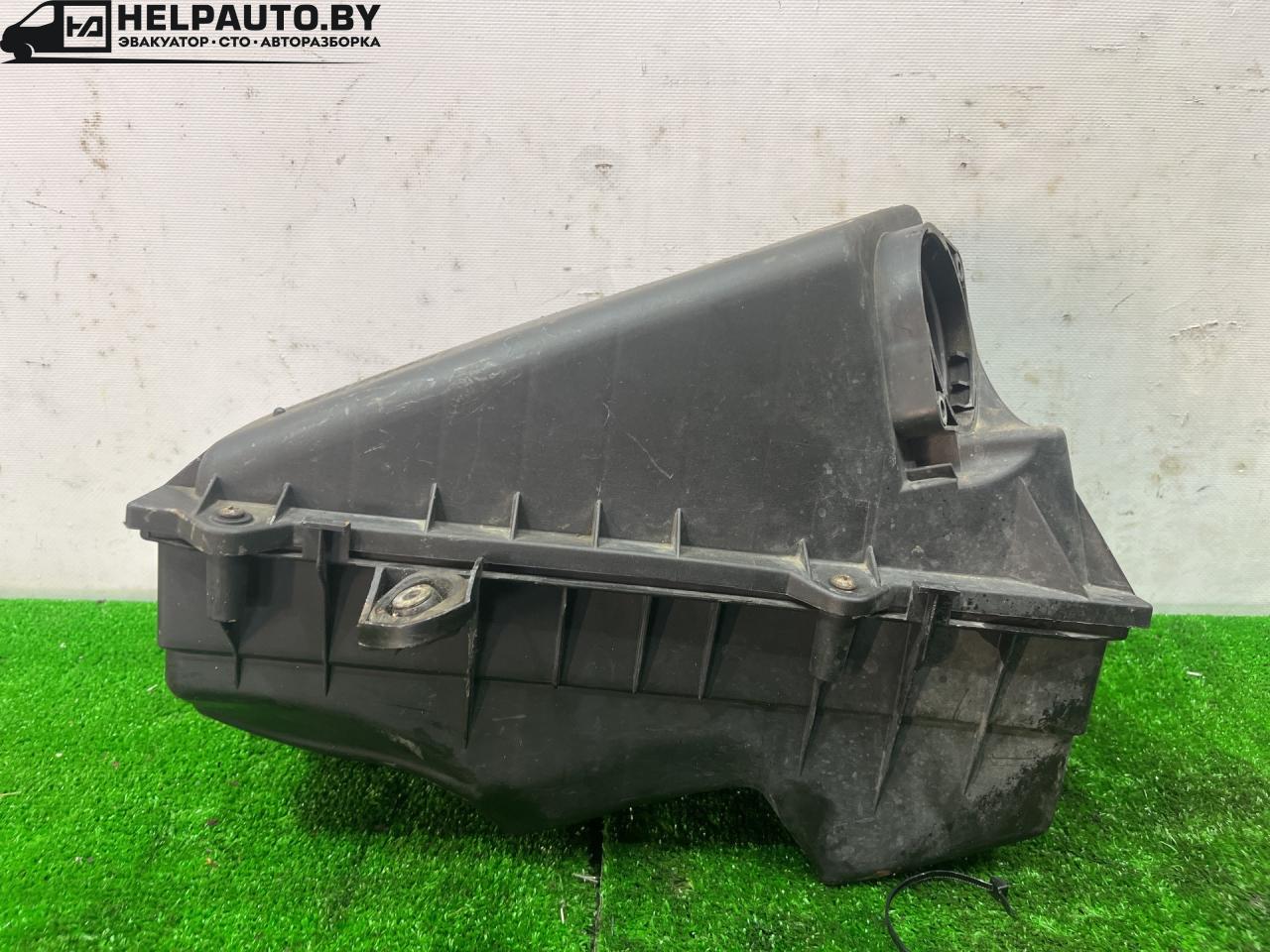 корпус воздушного фильтра Volkswagen Jetta 4 поколение 2001, 2.0 л., AQY, бензин, МКПП, синий, седан, передний привод, 1J0129607M - фото №1