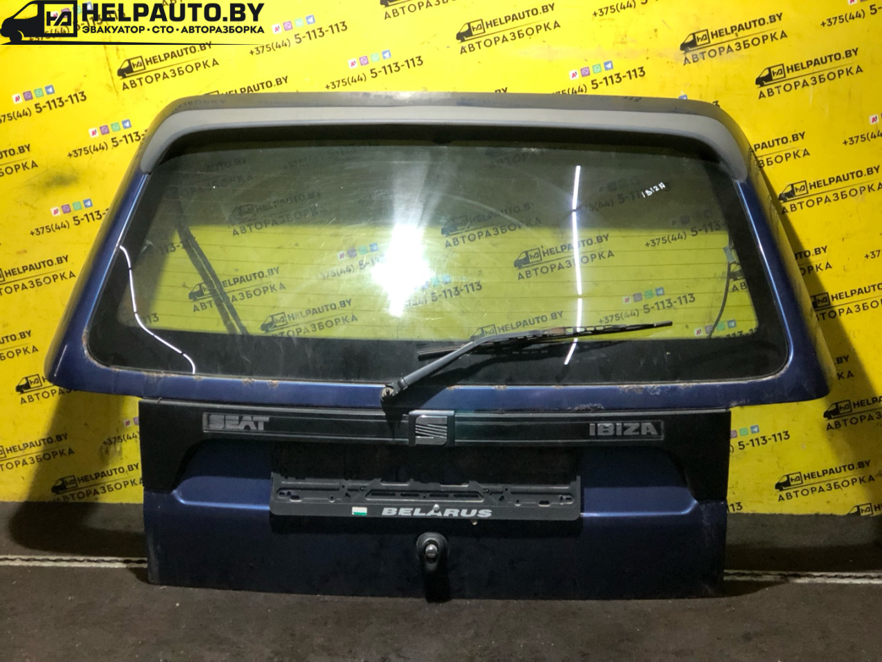 моторчик заднего стеклоочистителя (дворника) SEAT Ibiza 2 поколение 1998, 1.6 л., ALM, бензин, 5МКПП, синий, хетчбэк 5 дв., передний привод - фото №1