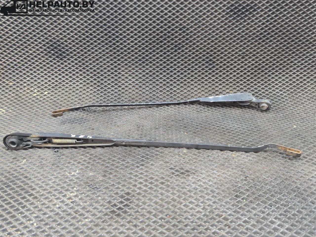 щеткодержатель (поводок стеклоочистителя, дворник) Renault Clio 2 поколение 2001, 1.9 л., дизель, МКПП, белый, внедорожник 3 дв., 770847570, 8200062119 - фото №1