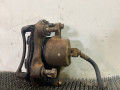 суппорт передний правый Nissan Bluebird T12/T72 1987, 2.0 л., бензин, МКПП, бордовый, хетчбэк 5 дв., передний привод - фото №2