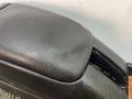 консоль салона Opel Omega B 1996, 2.5 л., дизель, 5МКПП, черный, универсал, задний привод, 90459362 - фото №13