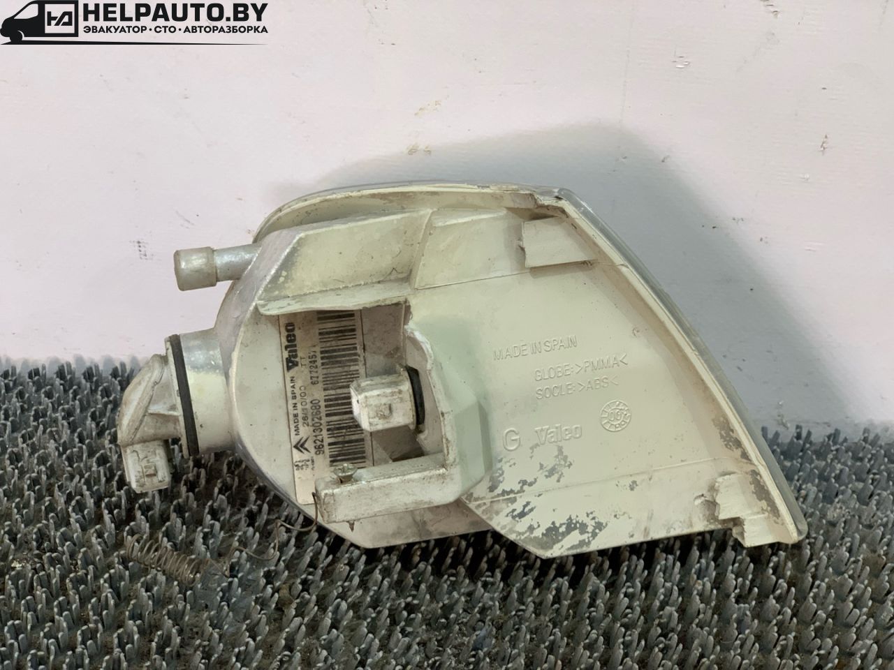 поворотник левый Citroen Berlingo 1 поколение (M49) 1998, 1.9 л., DHX (XUD9TF/BTF), дизель, МКПП, белый, фургон, передний привод, 9621302680 - фото №1