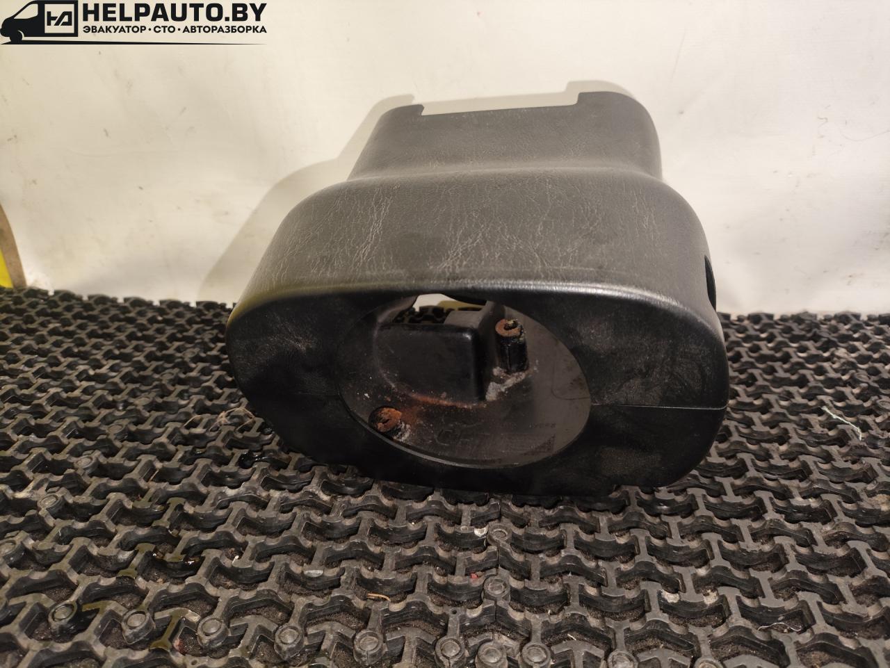 кожух рулевой колонки Hyundai Terracan 1 поколение 2003, 2.5 л., D4BH, дизель, АКПП, серебристый, внедорожник 5 дв., полный подключаемый привод - фото №1