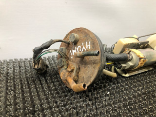 колба в бак Hyundai Elantra 3 поколение [рестайлинг] XD 2005, 1.6 л., G4ED, бензин, МКПП, серебристый, седан, передний привод