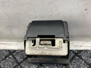 пепельница Mazda 323F BA 1997, 1.8 л., бензин, МКПП, хетчбэк 5 дв., передний привод