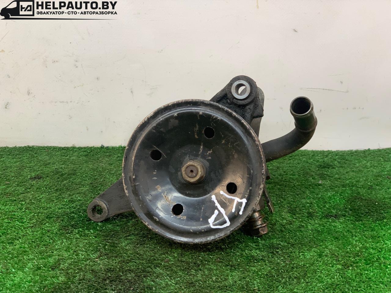 насос гидроусилителя руля Mazda 626 GE 1994, 1.8 л., FP, бензин, МКПП, бордовый, седан, передний привод - фото №1