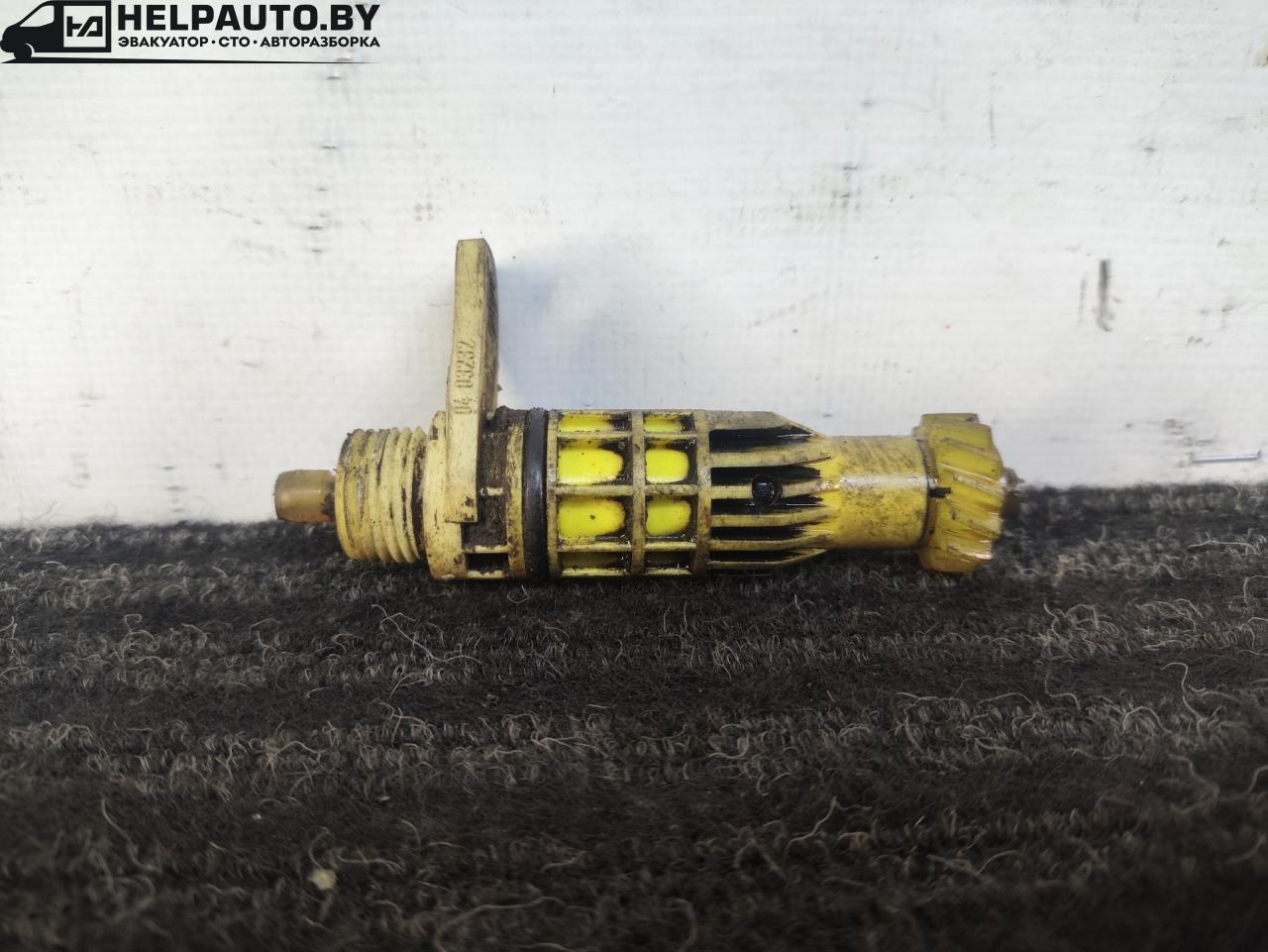 датчик скорости Opel Astra F 1994, 1.7 л., дизель, 5МКПП, зелёный, хетчбэк 5 дв., передний привод, 90335154, 0403237 - фото №1