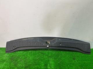 накладка внутренняя на заднюю панель кузова Renault Megane 1 поколение [рестайлинг] 2000, 1.6 л., бензин, МКПП, серый, универсал, передний привод, 7700422381