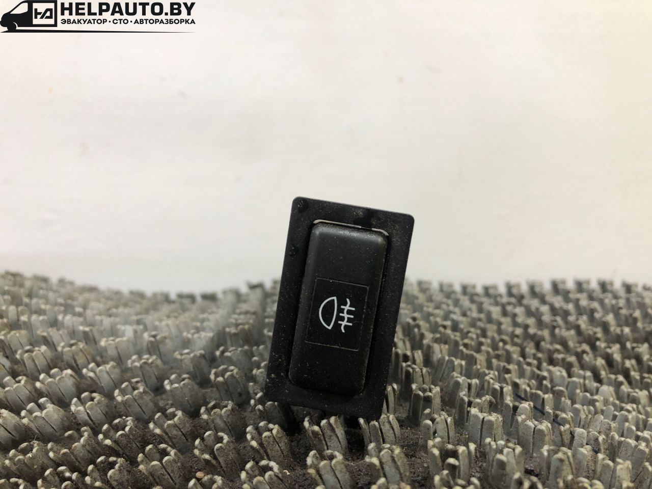 кнопка противотуманных фар Toyota RAV4 2 поколение (XA20) 2002, 2.0 л., дизель, МКПП, серебристый, седан - фото №1