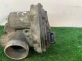заслонка дроссельная Ford Focus 2 поколение 2006, 1.6 л., HWDA, бензин, МКПП, красный, хетчбэк 5 дв., передний привод, VP2S6U-9E927 - фото №3