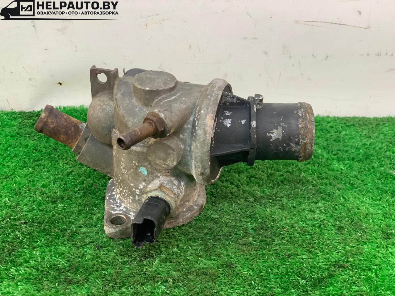 корпус термостата Fiat Punto 2 поколение 2002, 1.8 л., 188 A6.000, бензин, МКПП, серый, хетчбэк 3 дв., передний привод - фото №1