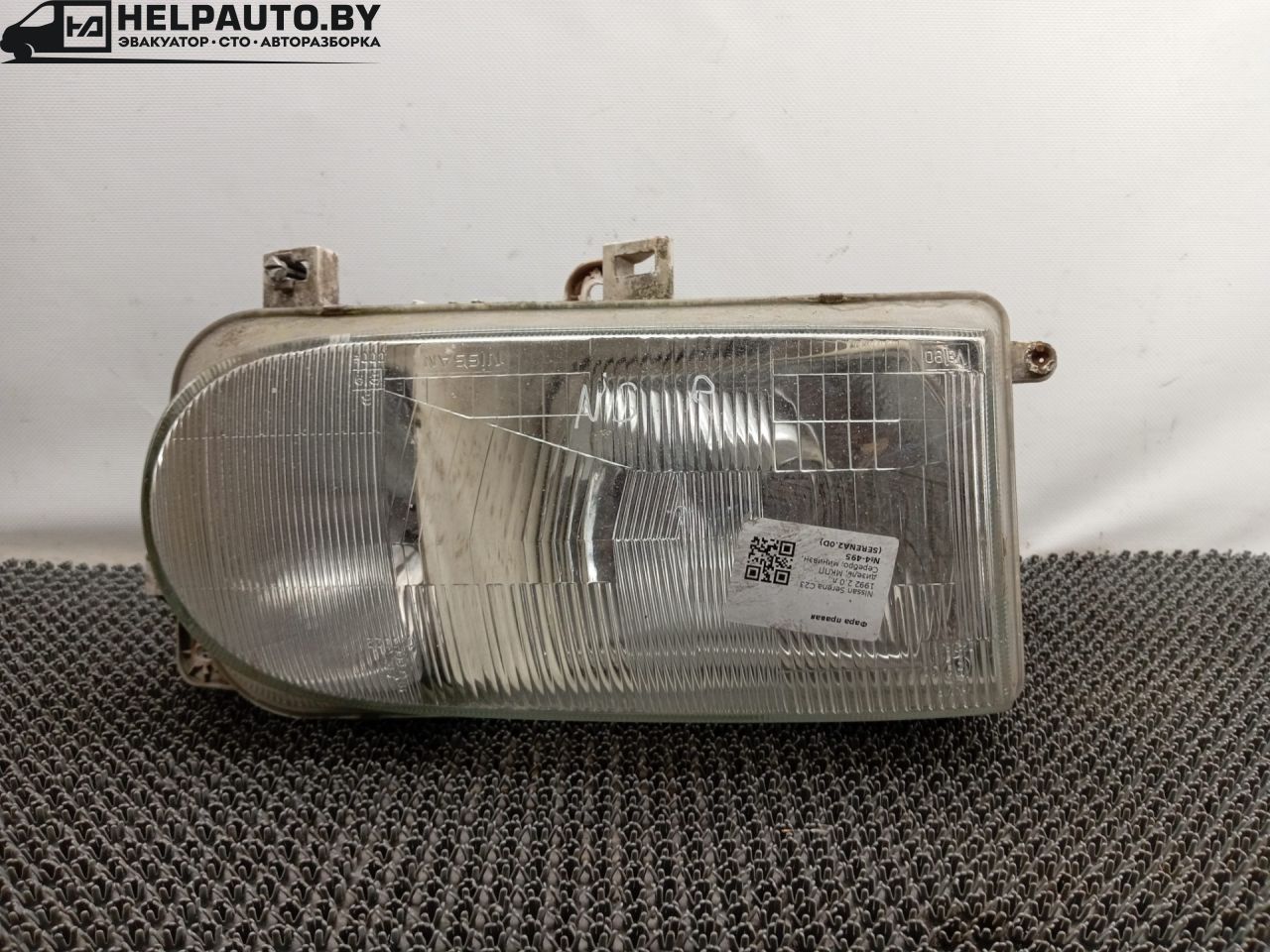 фара правая Nissan Serena C23 1992, 2.0 л., дизель, МКПП, серебро, минивэн, передний привод - фото №1