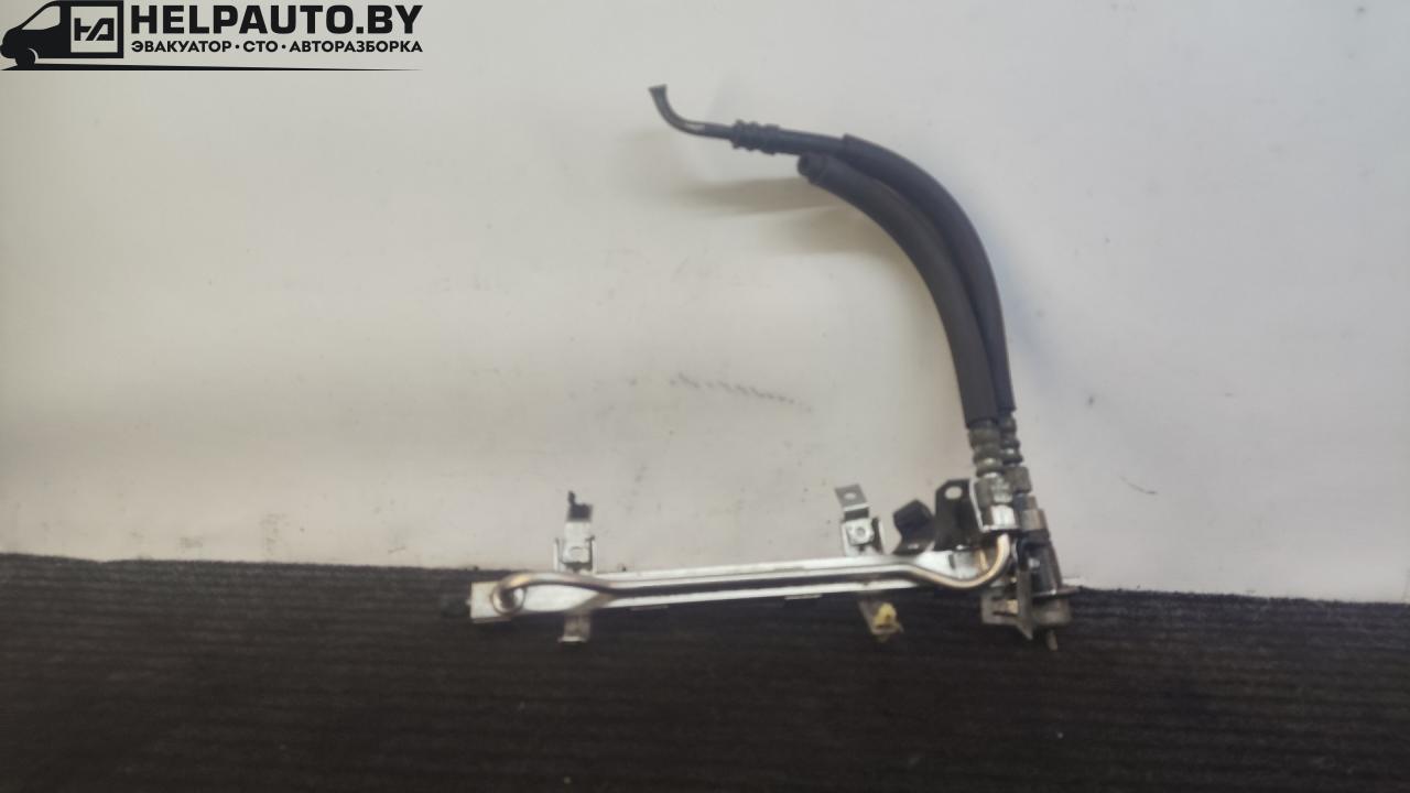 топливная рампа Opel Astra G (1998 - 2009), 1.4 л., X 14 XE, бензин, МКПП, передний привод - фото №1