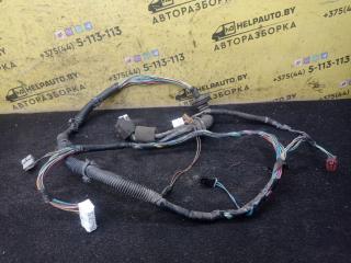 дверная проводка Nissan Almera Tino V10 2001, 2.2 л., YD22DDT, дизель, МКПП, берюзовый, минивэн, передний привод