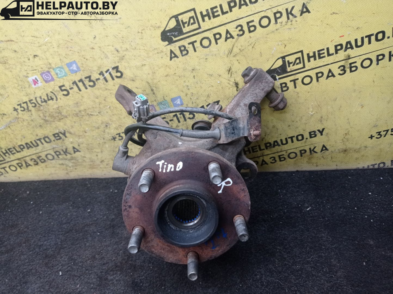 ступица передняя правая Nissan Almera Tino V10 2001, 2.2 л., YD22DDT, дизель, МКПП, берюзовый, минивэн, передний привод - фото №1