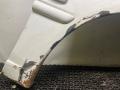 крыло переднее правое Peugeot 306 1 поколение 1997, 1.9 л., D9B (XUD9A), дизель, МКПП, белый, универсал, передний привод - фото №2