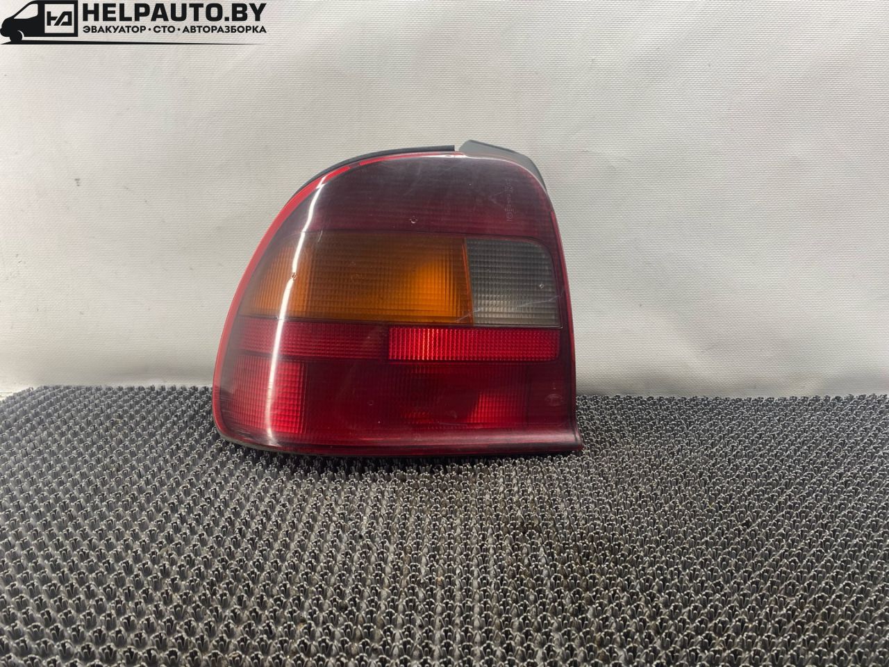 фонарь задний левый Rover 600 Series 1 поколение FF 1998, 2.0 л., дизель, МКПП, зеленый, седан, передний привод - фото №1