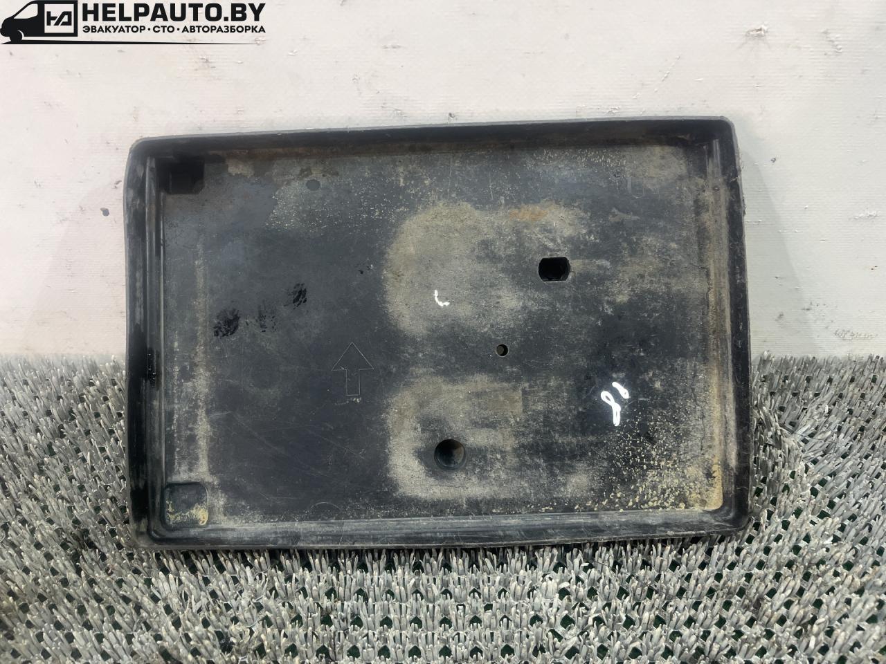 полка аккумулятора Toyota Carina E 1 поколение T190 1995, 1.6 л., 4A-FE, бензин, МКПП, зелёный, хетчбэк 5 дв., передний привод - фото №1