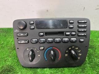 магнитола Ford Taurus 4 поколение 2001, 3.0 л., бензин, АКПП, белый, седан, передний привод, YF1F-18C858-BE