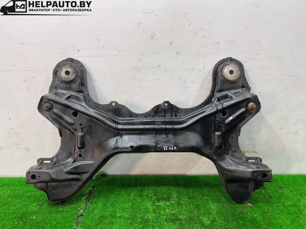 балка подвески передняя (подрамник) Volkswagen Jetta 4 поколение 2001, 2.0 л., AQY, бензин, МКПП, синий, седан, передний привод - фото №1