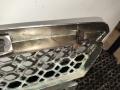 решетка радиатора Kia Sorento 1 поколение 2005, 2.5 л., дизель, МКПП, серый, полный привод - фото №3