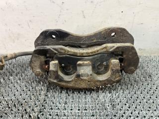 суппорт передний правый Hyundai Terracan 1 поколение 2003, 2.5 л., D4BH, дизель, АКПП, серебристый, внедорожник 5 дв., полный подключаемый привод