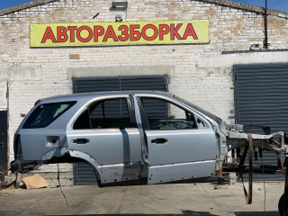 четверть передняя правая Kia Sorento 1 поколение 2004, 2.5 л., D4CB, дизель, АКПП, внедорожник 5 дв.