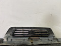 решетка радиатора Suzuki Baleno 1 поколение 1998, 1.3 л., i, G13BB, бензин, МКПП, серебристый, седан, передний привод - фото №3