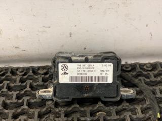 датчик ускорения Skoda Octavia 2 поколение (A5) [рестайлинг] 2008, 1.6 л., BSE, бензин, МКПП, синий, хетчбэк 5 дв., 7H0907655A