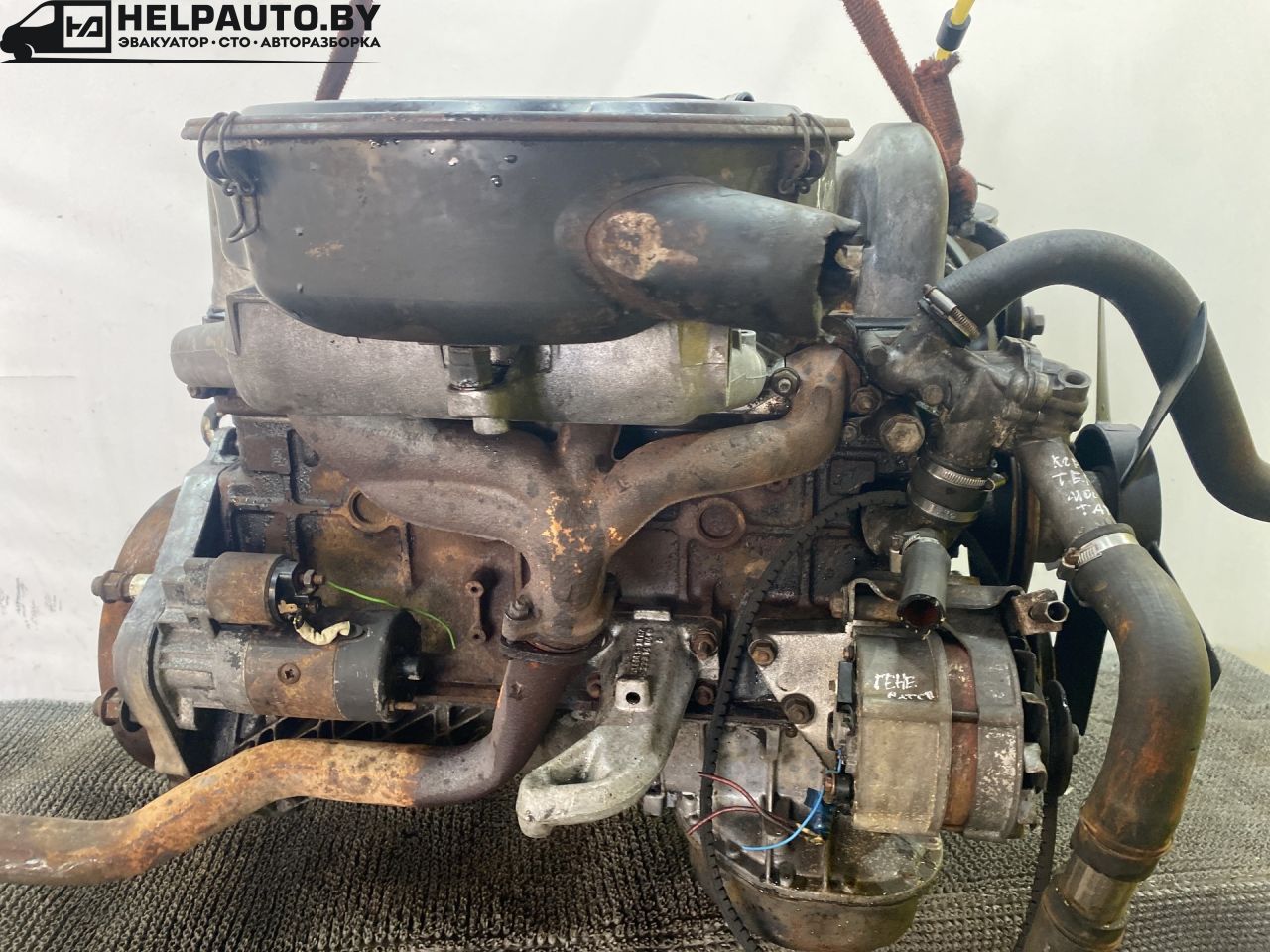 корпус термостата Mercedes-Benz W123 1 поколение 1983, 3.0 л., дизель, МКПП, седан - фото №1