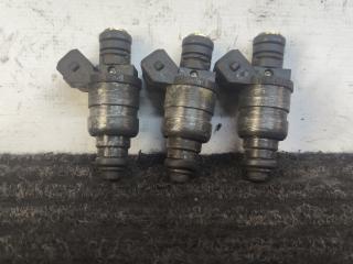 форсунка Daewoo Matiz M100 1999, 0.8 л., бензин, МКПП, серебристый, хетчбэк 5 дв., передний привод, 96518620