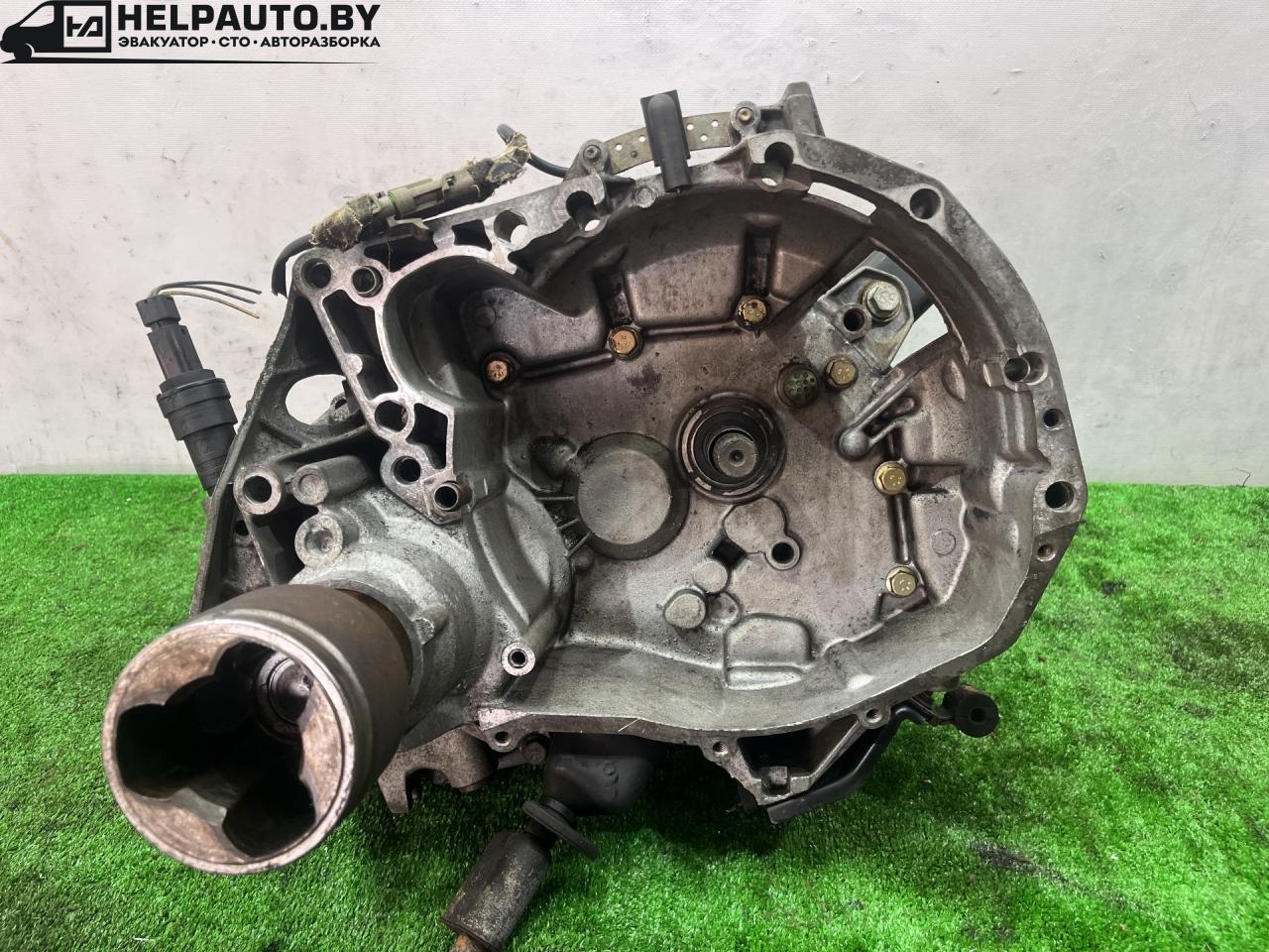 КПП механическая (МКПП) Renault Megane 1 поколение 1999, 1.6 л., бензин, МКПП, синий, хетчбэк 5 дв., JB1197, S010816 - фото №1