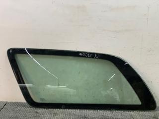 стекло кузовное боковое левое Ford Mondeo 2 поколение 1999, 1.8 л., RFN, дизель, МКПП, белый, универсал, передний привод