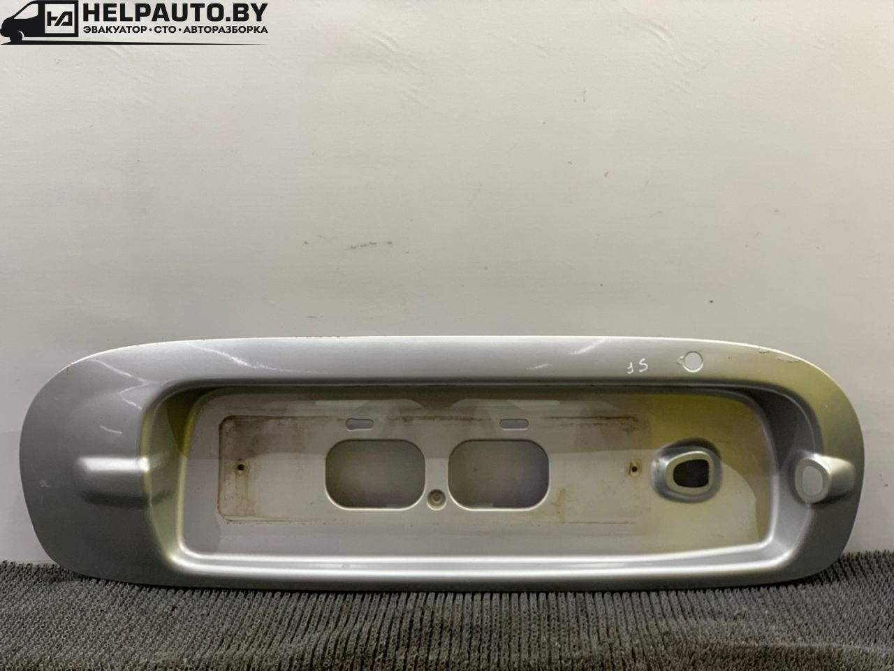 бленда Hyundai Santa Fe 1 поколение (SM) 2003, 2.4 л., бензин, МКПП, серебристый, внедорожник 5 дв., передний привод - фото №1