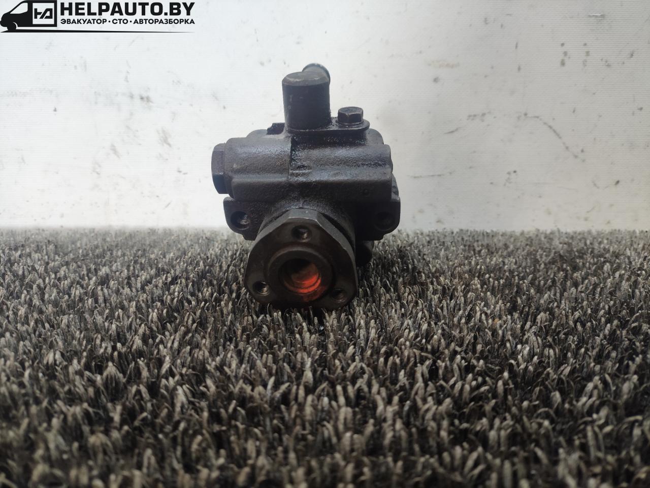 насос гидроусилителя руля Volkswagen Golf 3 поколение (1991 - 2000), 1.9 л., TDi, дизель, МКПП, передний привод, 1H0422155C - фото №1