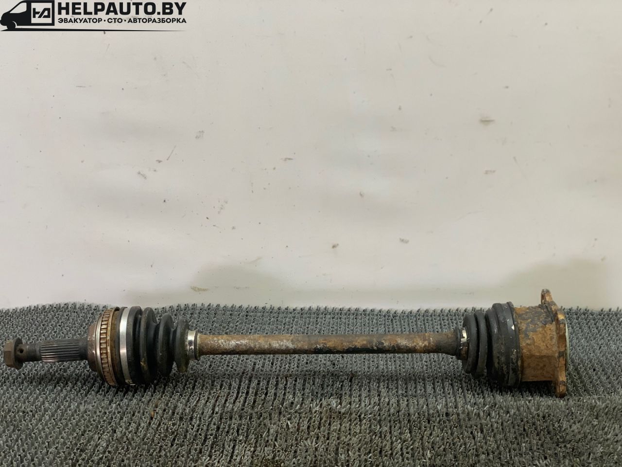 полуось задняя (приводной вал, ШРУС) Toyota RAV4 2 поколение (XA20) 2002, 2.0 л., дизель, МКПП, седан - фото №1