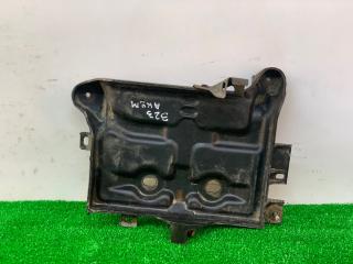 полка аккумулятора Mazda 323 6 поколение 1998, 1.5 л., бензин, МКПП, синий, хетчбэк 3 дв., передний привод