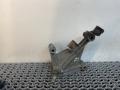 кронштейн КПП Audi 80 B3 1990, 1.6 л., PP, бензин, МКПП, оранжевый, седан, передний привод, 7700434671 - фото №6
