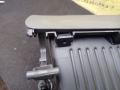бардачок Ford Focus 2 поколение 2006, 1.6 л., HWDA, бензин, МКПП, красный, хетчбэк 5 дв., передний привод - фото №3