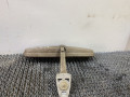 зеркало салона Nissan Bluebird T12/T72 1987, 2.0 л., бензин, МКПП, бордовый, хетчбэк 5 дв., передний привод - фото №2