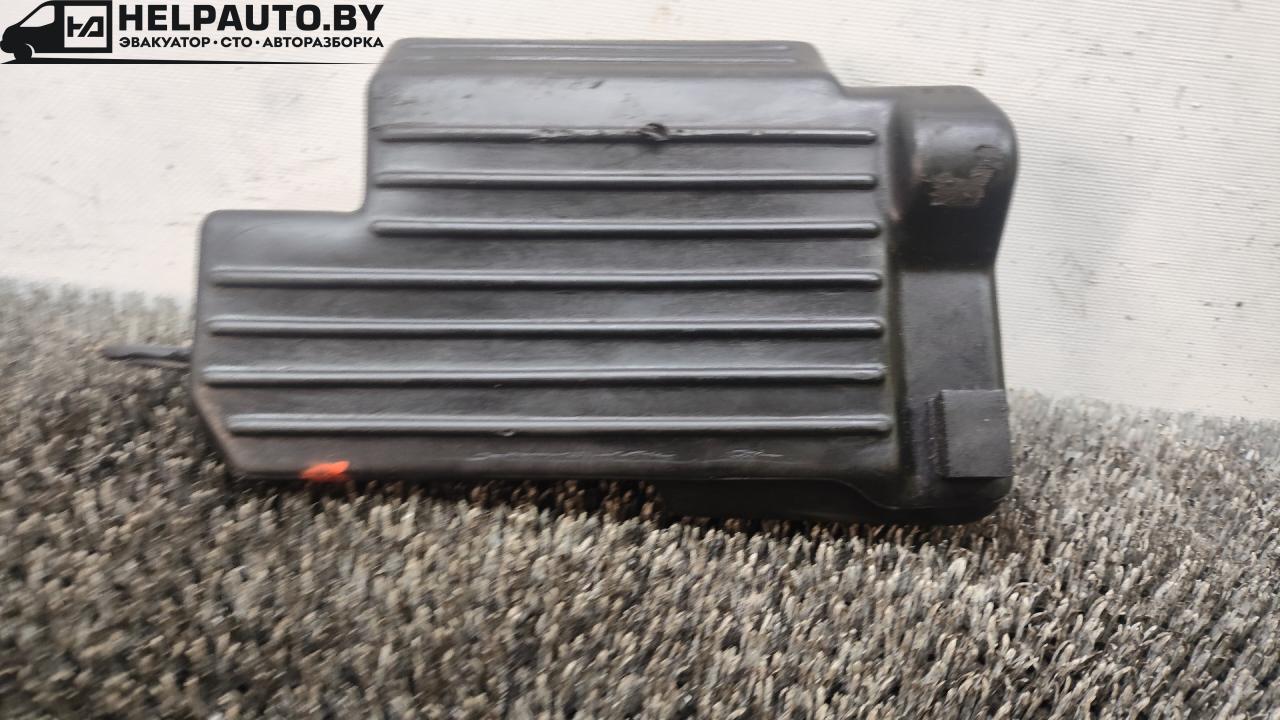 резонатор воздушного фильтра Kia Sportage 1 поколение 1999, 2.0 л., FE (16V), бензин, МКПП, синий, внедорожник 5 дв., полный подключаемый привод, 0K0IC1320X - фото №1