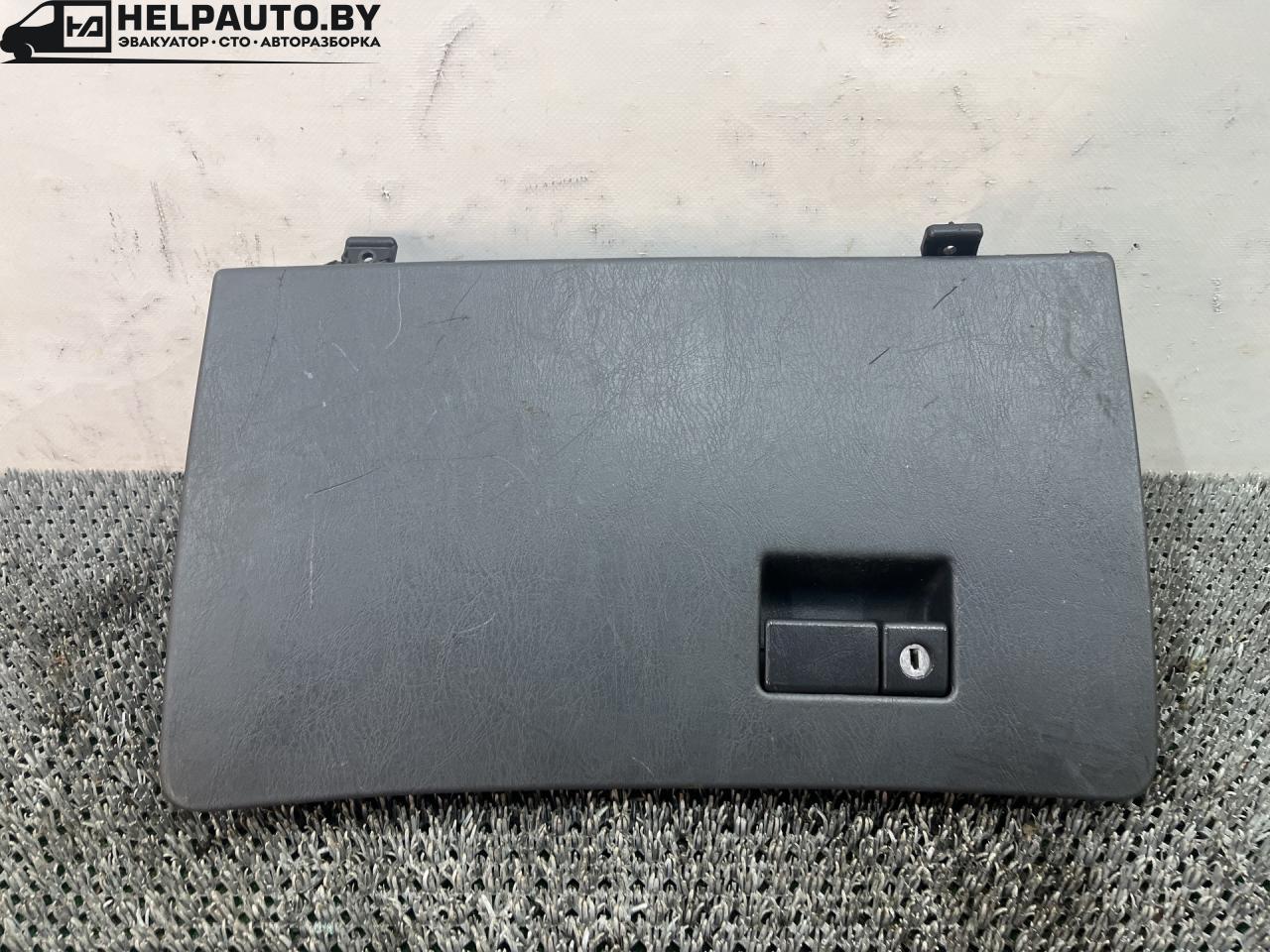 бардачок Toyota Carina E 1 поколение T190 1995, 1.6 л., 4A-FE, бензин, МКПП, зелёный, хетчбэк 5 дв., передний привод, 23901, 23899 - фото №1