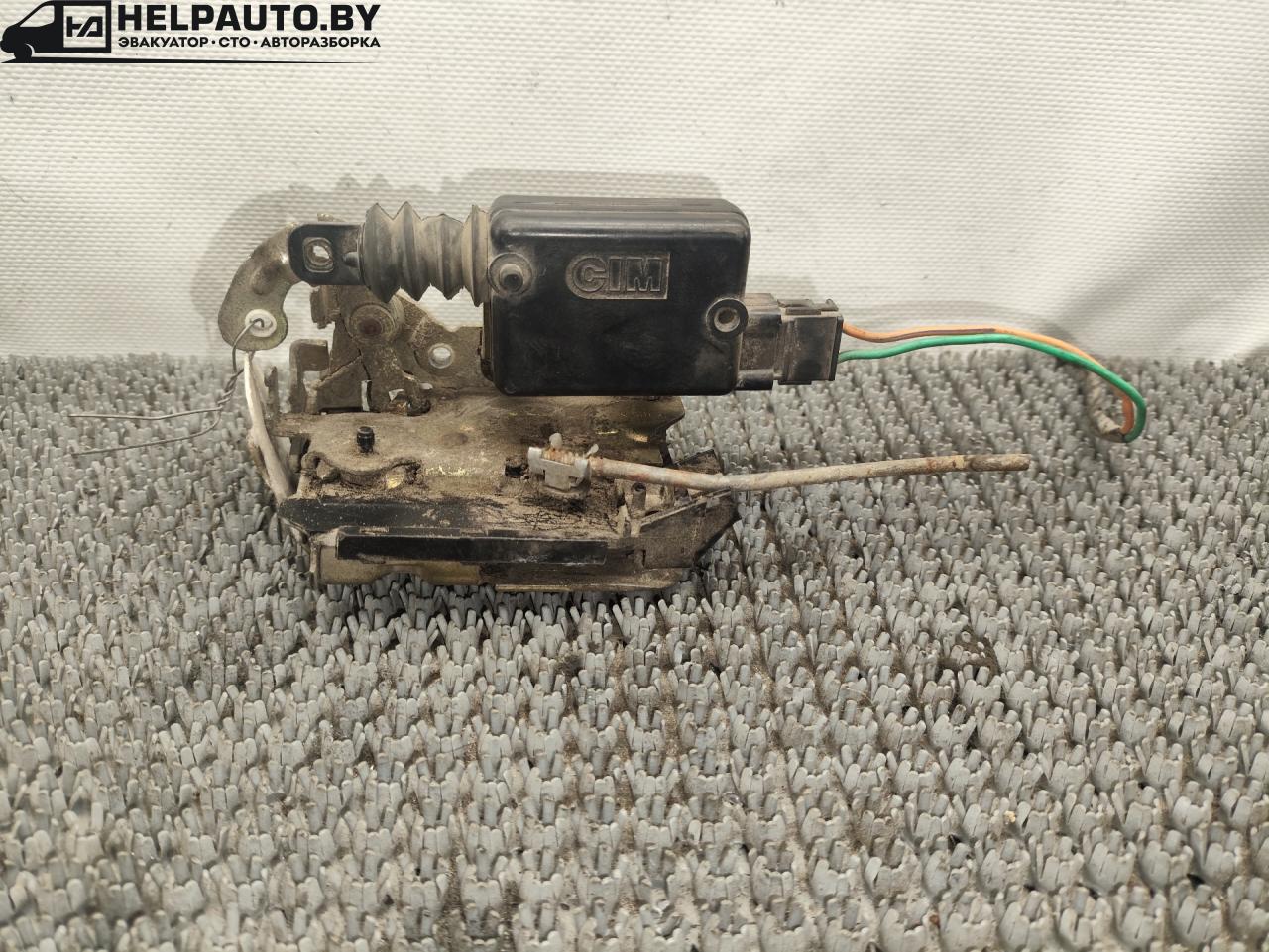 замок двери задней правой Renault 21 1 поколение 1989, 2.0 л., J7T 284, бензин, МКПП, зеленый, седан - фото №1